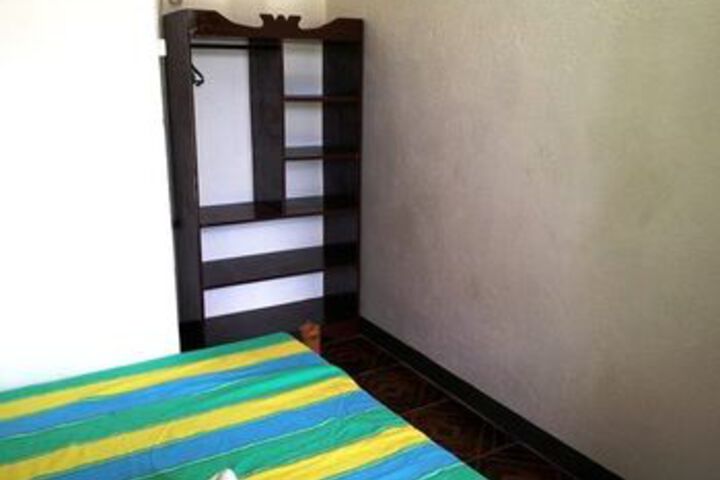 Room 8 of 21