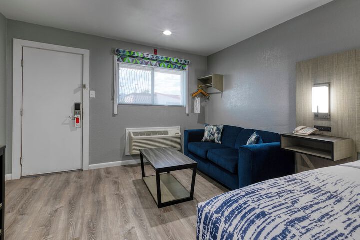 Room 29 of 73
