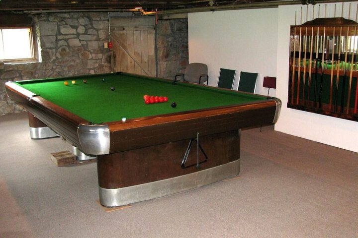 Room 8 of 21