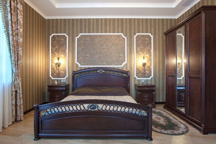 Room 2 of 41