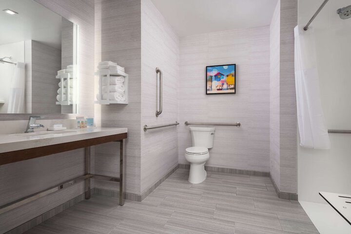 Bathroom shower