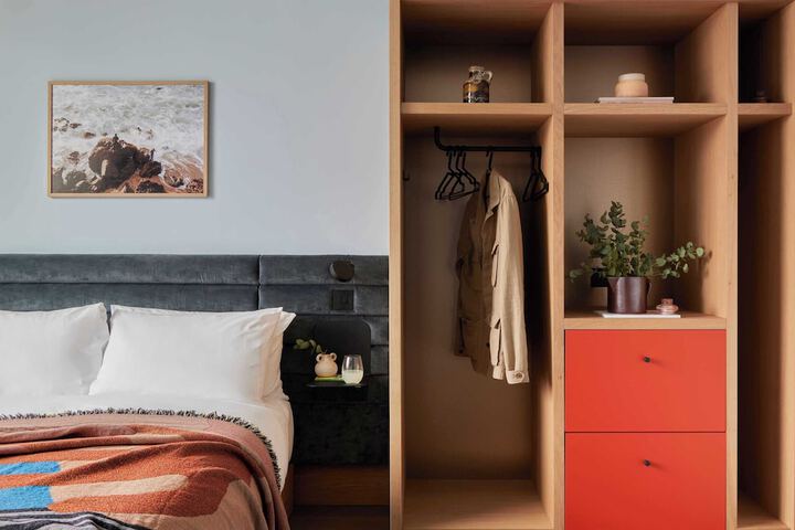 Room 15 of 71