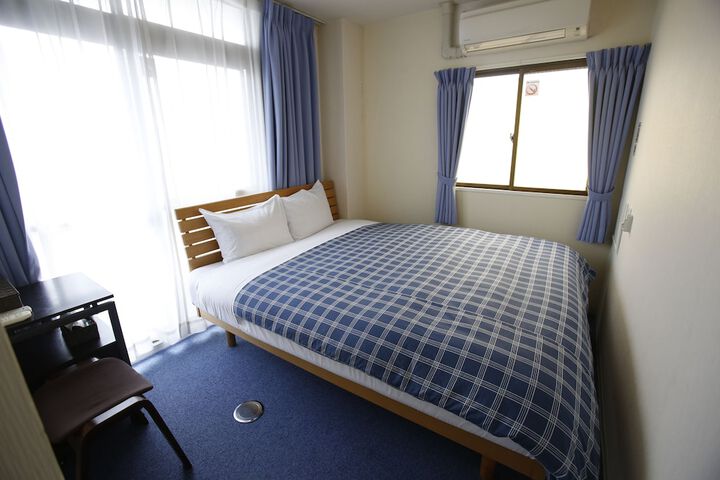 Room 14 of 84