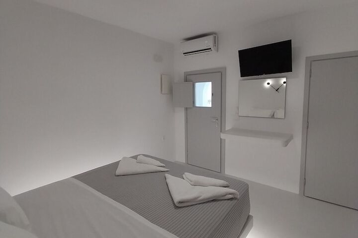 Room 42 of 75