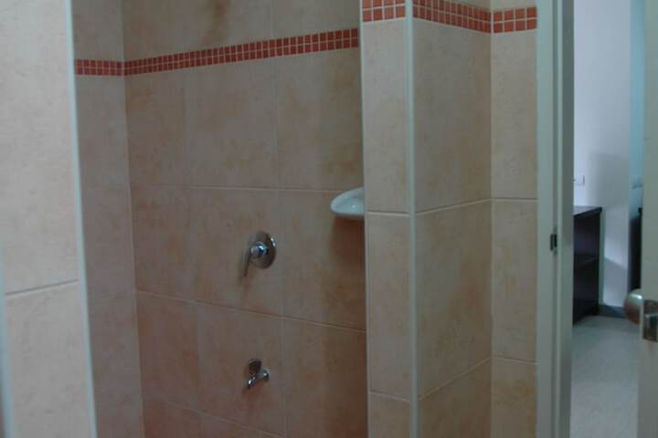 Room 12 of 18