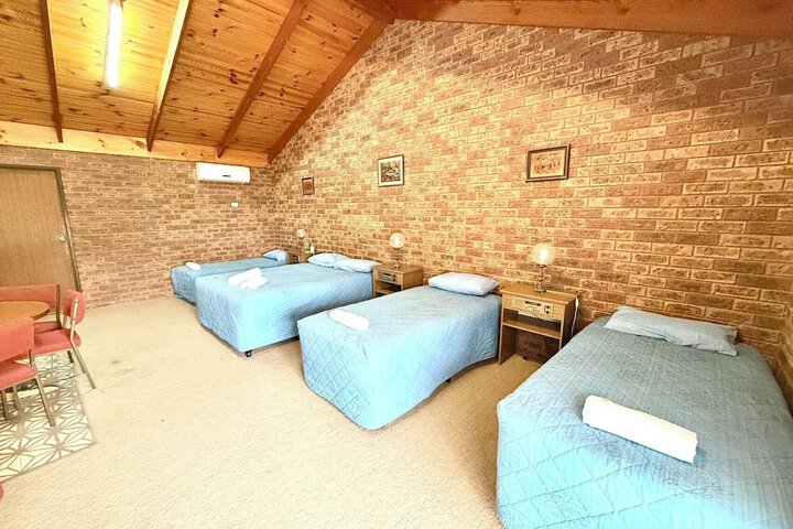 Room 15 of 31