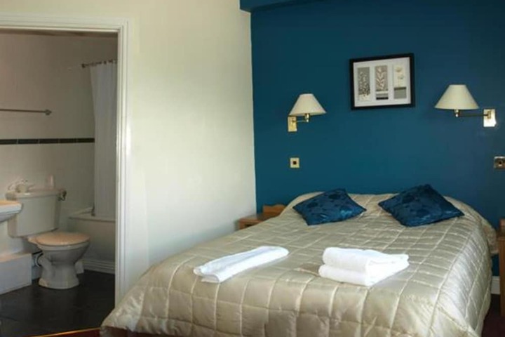 Room 6 of 52