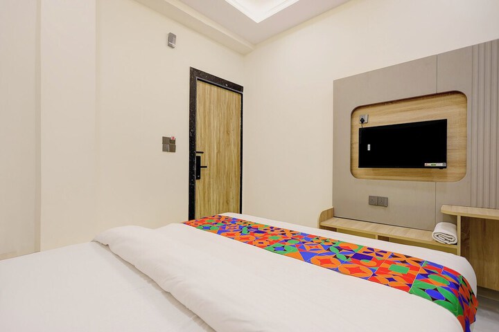 Room 19 of 27