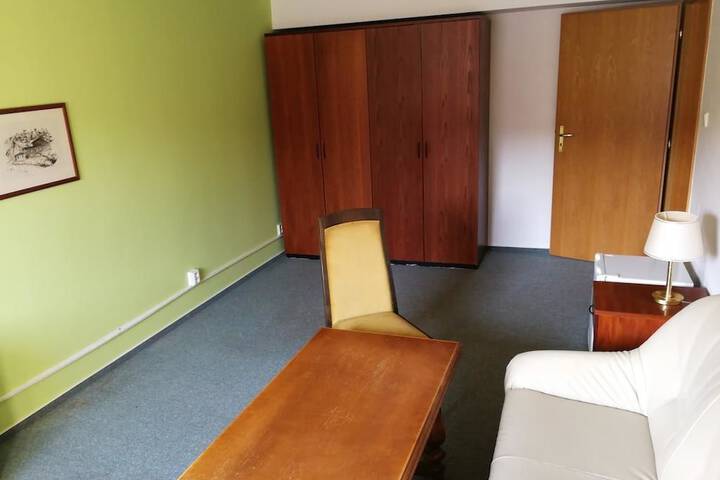 Room 13 of 15