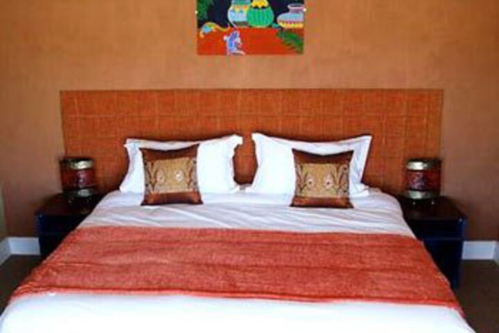 Room 4 of 48