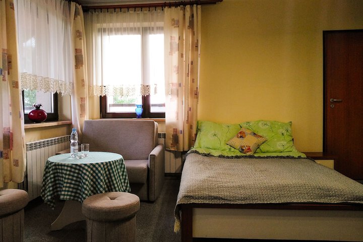 Room 12 of 26