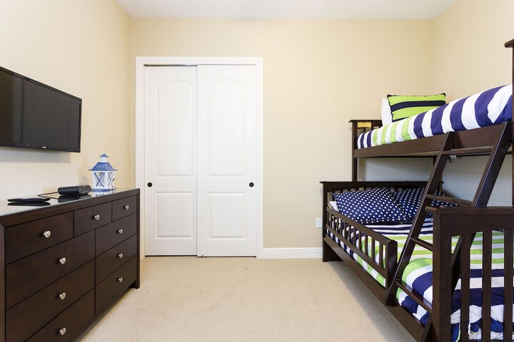 Room 7 of 29