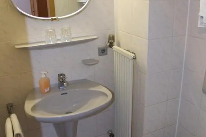 General 7 of 15
