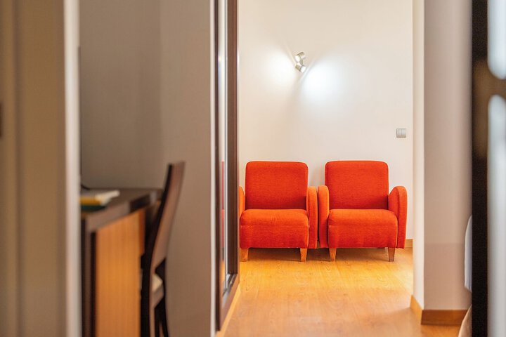Room 30 of 76