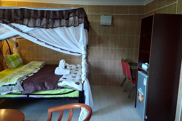 Room 14 of 57