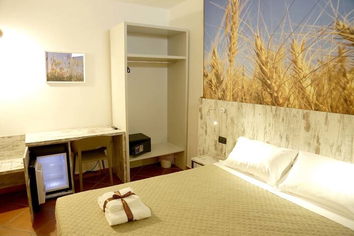 Room 20 of 25