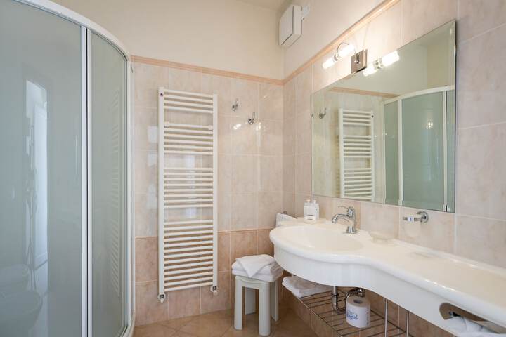 Bath Interior