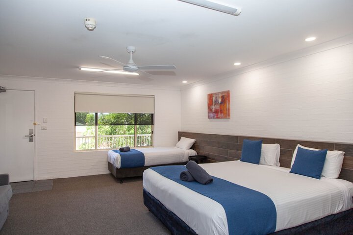 Room 40 of 89
