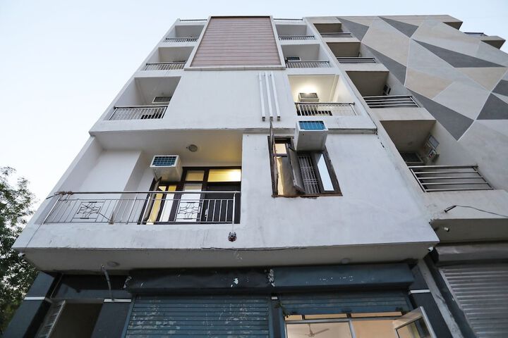 OYO 40167 Yesh Residency