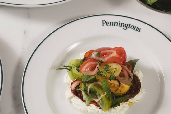 Dining 45 of 70