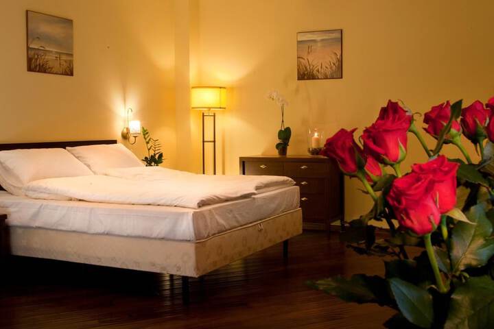 Room 20 of 37