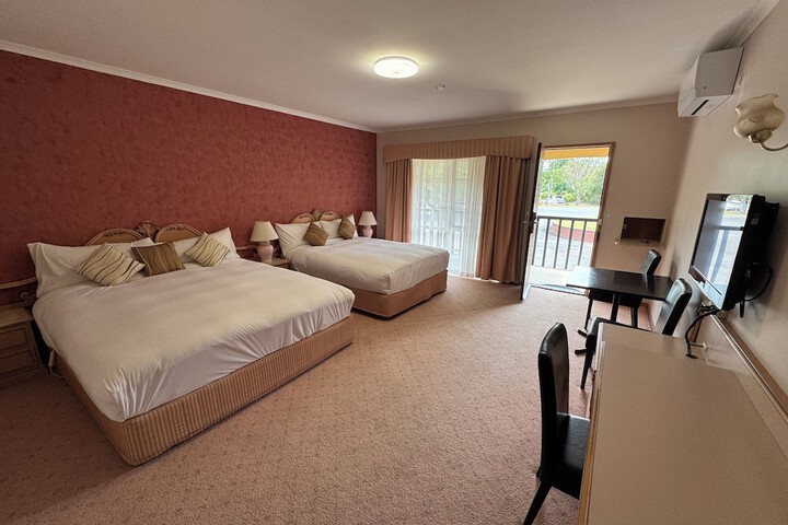 Room 20 of 47