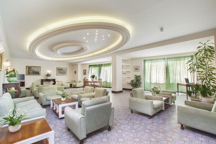 Hotel Lobby