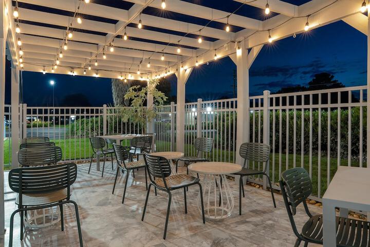 Terrace/Patio 24 of 26