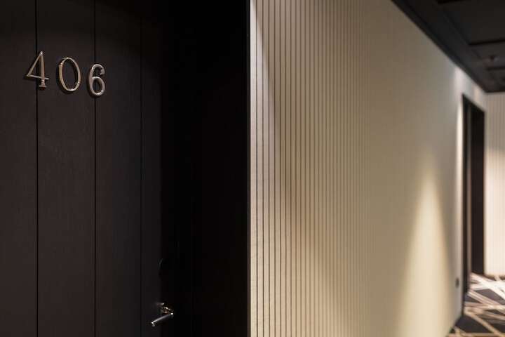 Ballroom/Hall 32 of 37