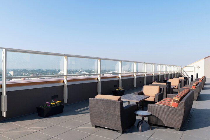 Terrace/Patio 24 of 24