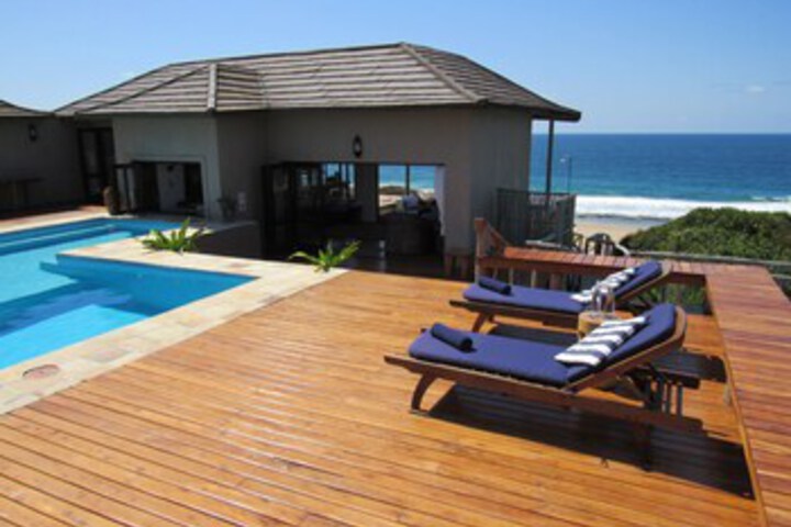 Sundeck 33 of 40