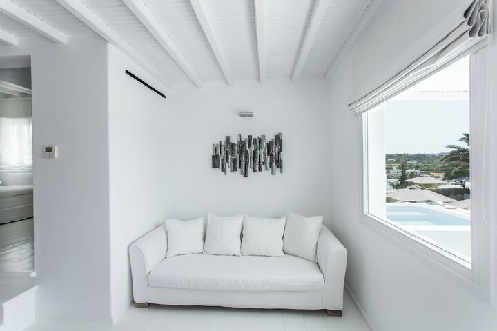 Room 48 of 145