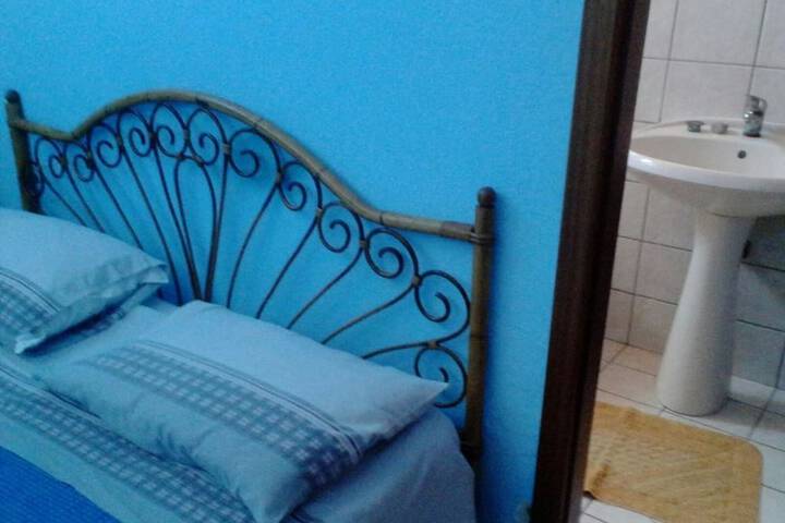 Room 22 of 44
