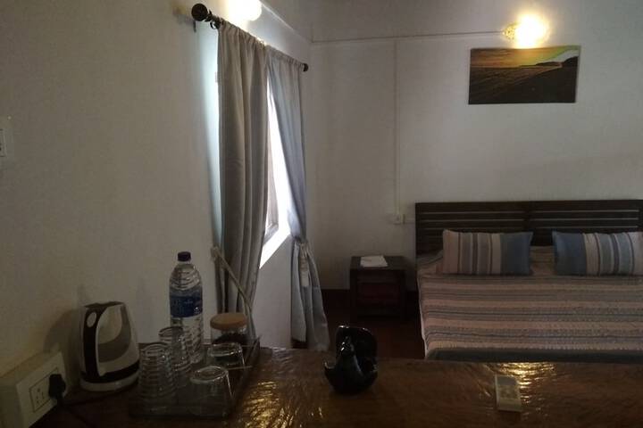 Room 8 of 30