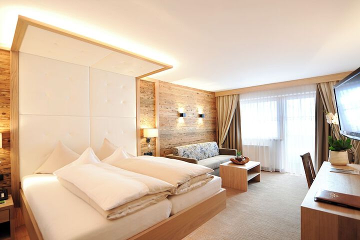 Room 26 of 65
