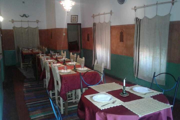 Dining 15 of 40