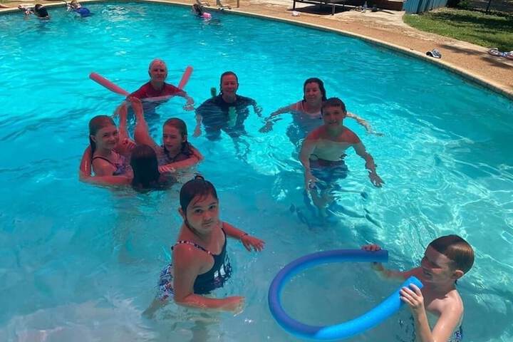 Pool 67 of 98
