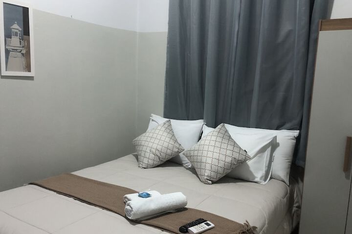 Room 6 of 34