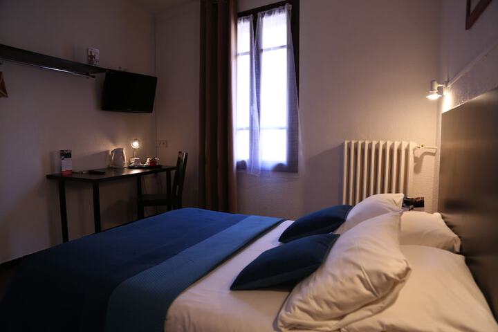 Room 14 of 49