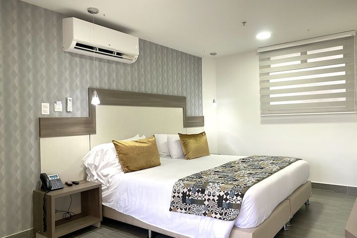Room 28 of 81