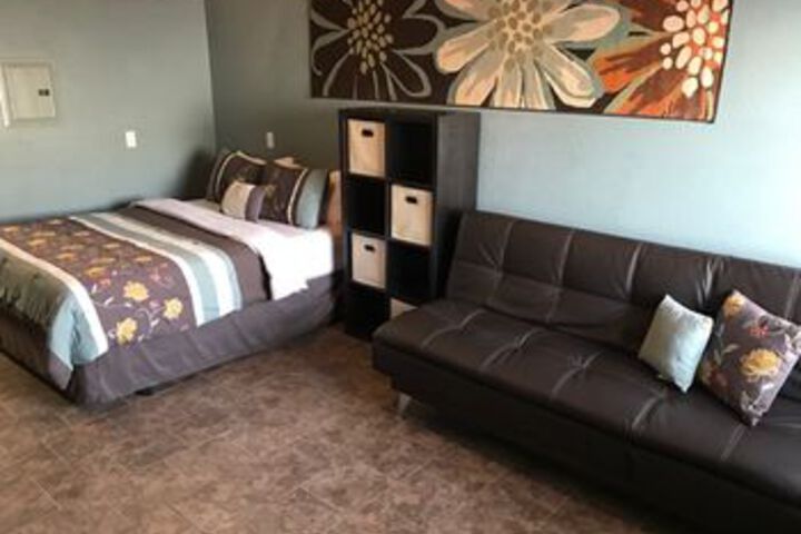 Room 12 of 14