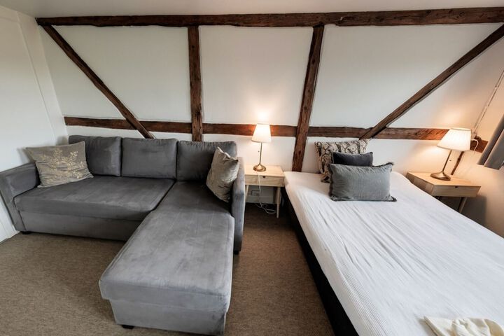 Room 20 of 94