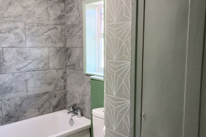 Room 16 of 52