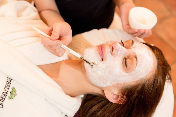 Facial