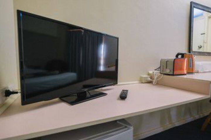 Room 42 of 55