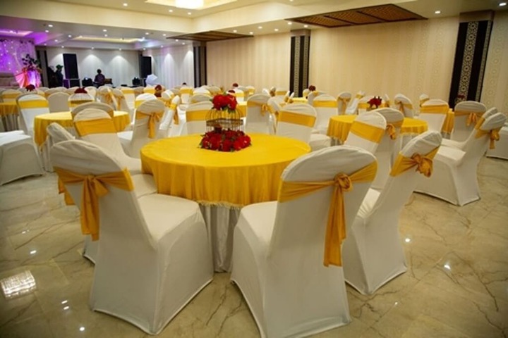 Ballroom/Hall 6 of 7