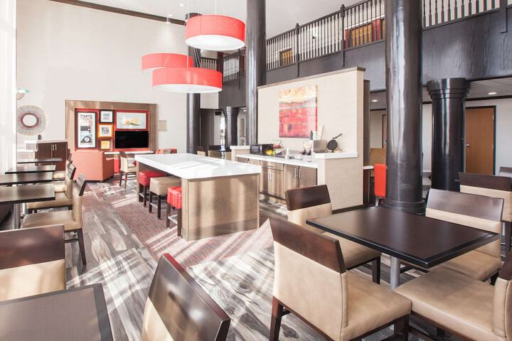 Breakfast area