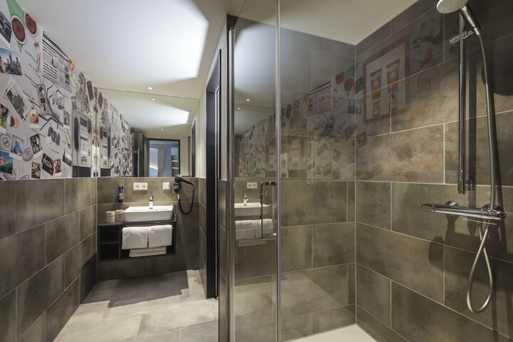 Room 20 of 45