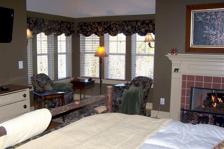 Photo 6