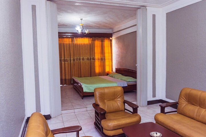 Room 5 of 23